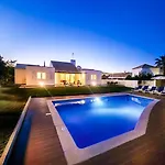 וילה Galo - Private Pool - 8 Guests -